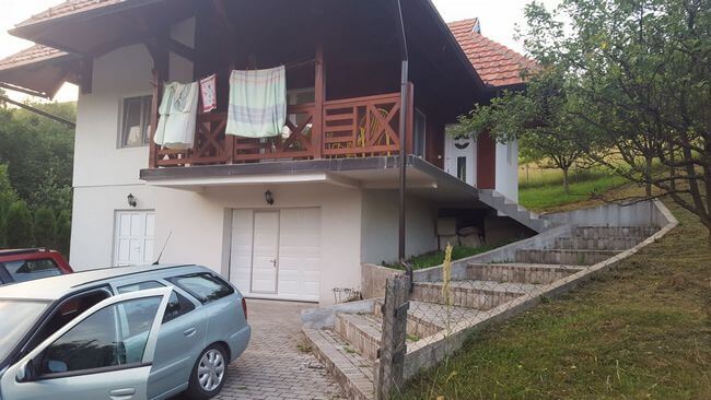 Prodaja-kuce-na-Zlatiboru-2