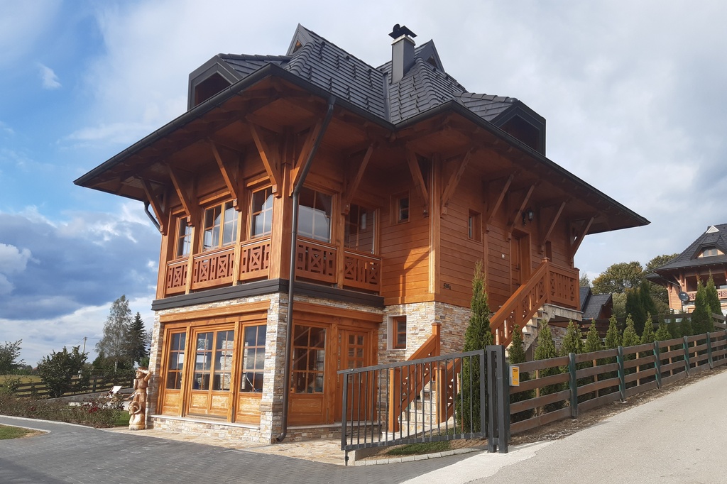 Vila-Engelshof-glavna-fotografija-01