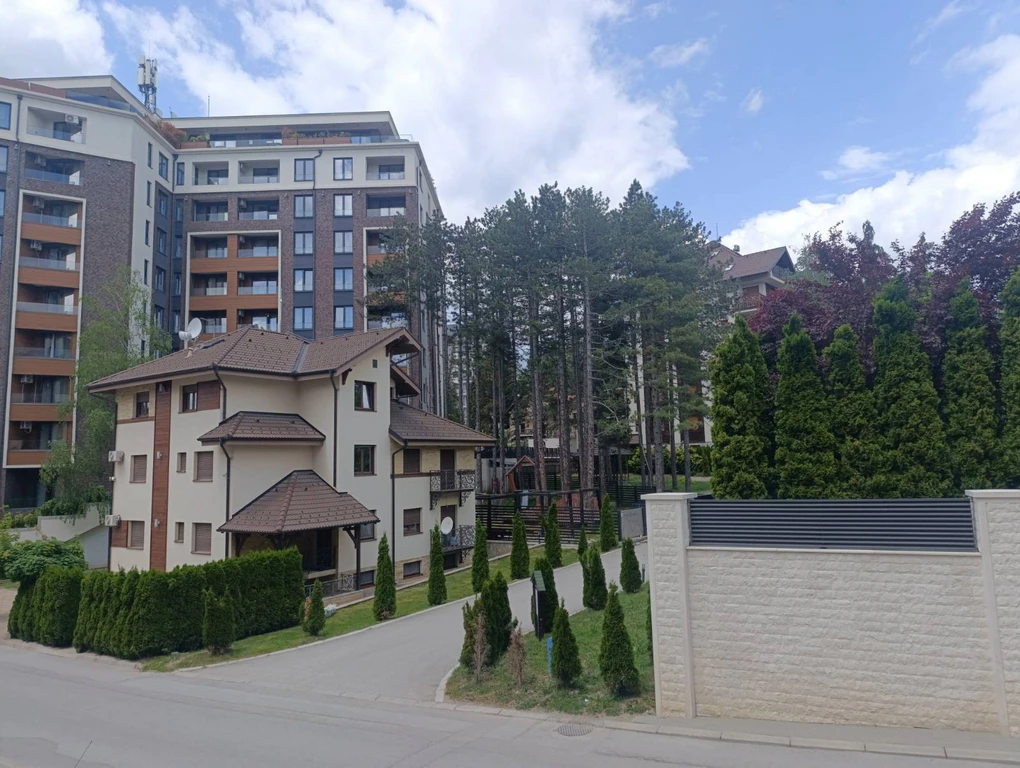 prodaja stan 40m kod malog maxia - zlatibor - 1 Prodaja – stan 40m2 kod malog Maxia – Zlatibor
