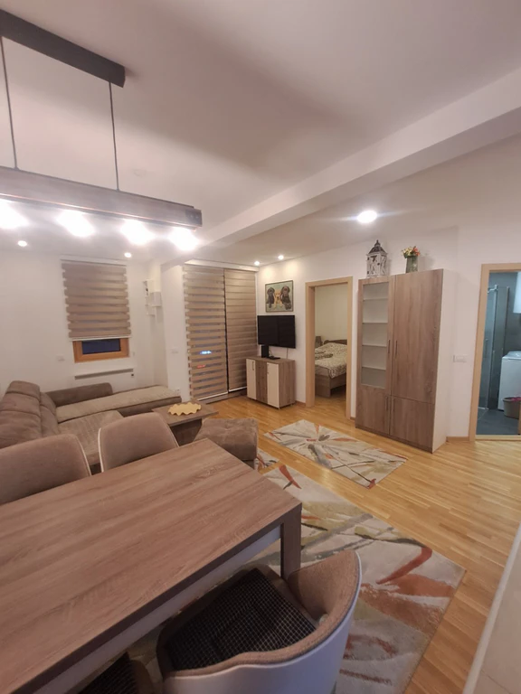 prodaja stan 40m kod malog maxia - zlatibor - 8